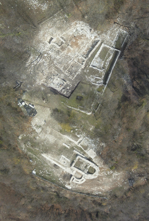 Foto aerea del villaggio di IV - VI secolo d.C. (da drone)Aerial photo by drone of the village, 4th - 6th centuries AD